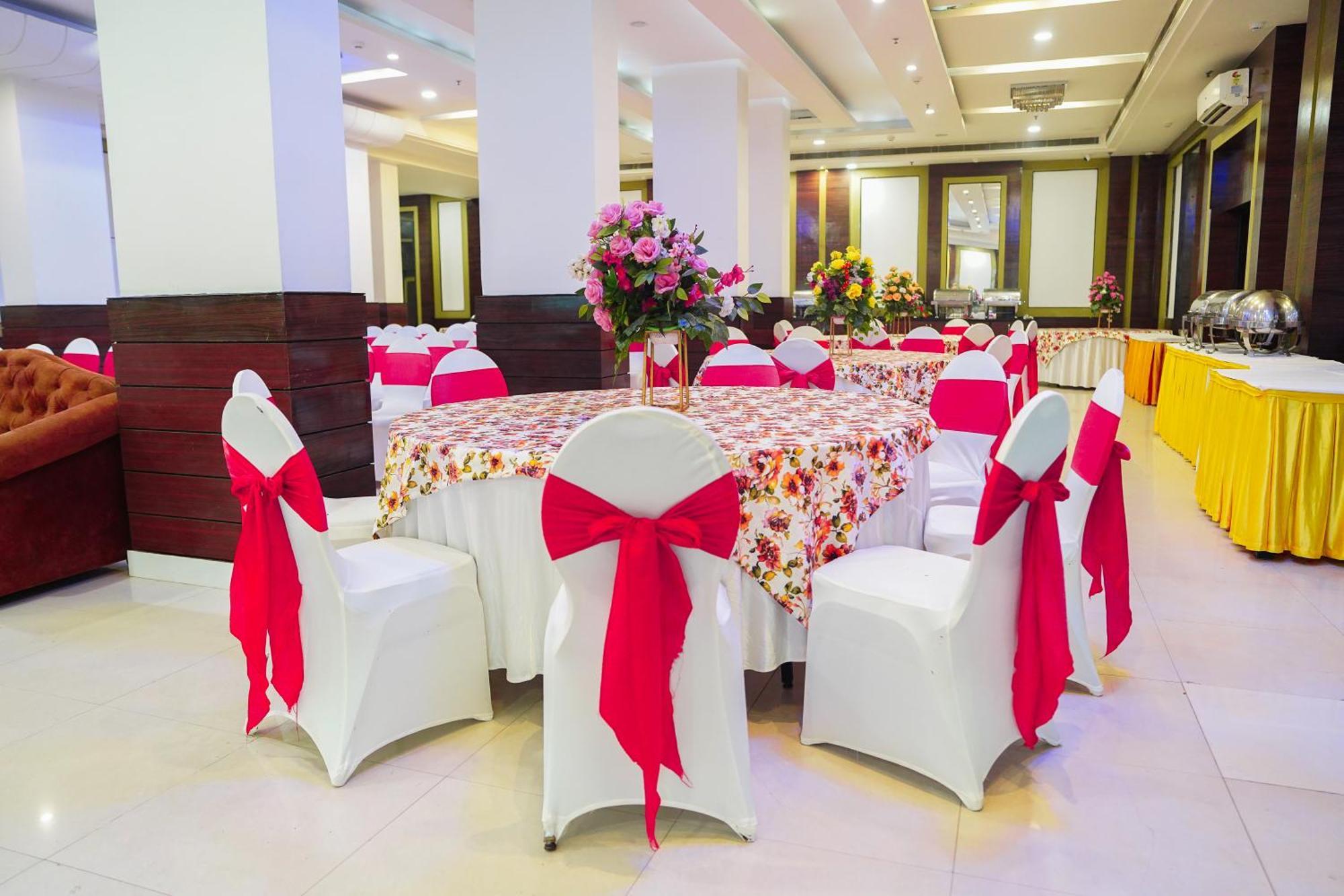 The Vaishnavi Hotel Deoghar Exterior photo